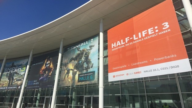A Huge Half-Life 3 Banner Hangs Outside Gamescom - Cheat Code Central