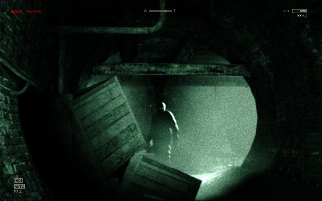 Outlast gameplay